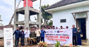 Sumur bor Lazismu Kota Malang secara resmi diserahkan kepada Takmir Musala Al-Marwah Kalipare Kabupaten Malang, Ahad (21/12/2025)